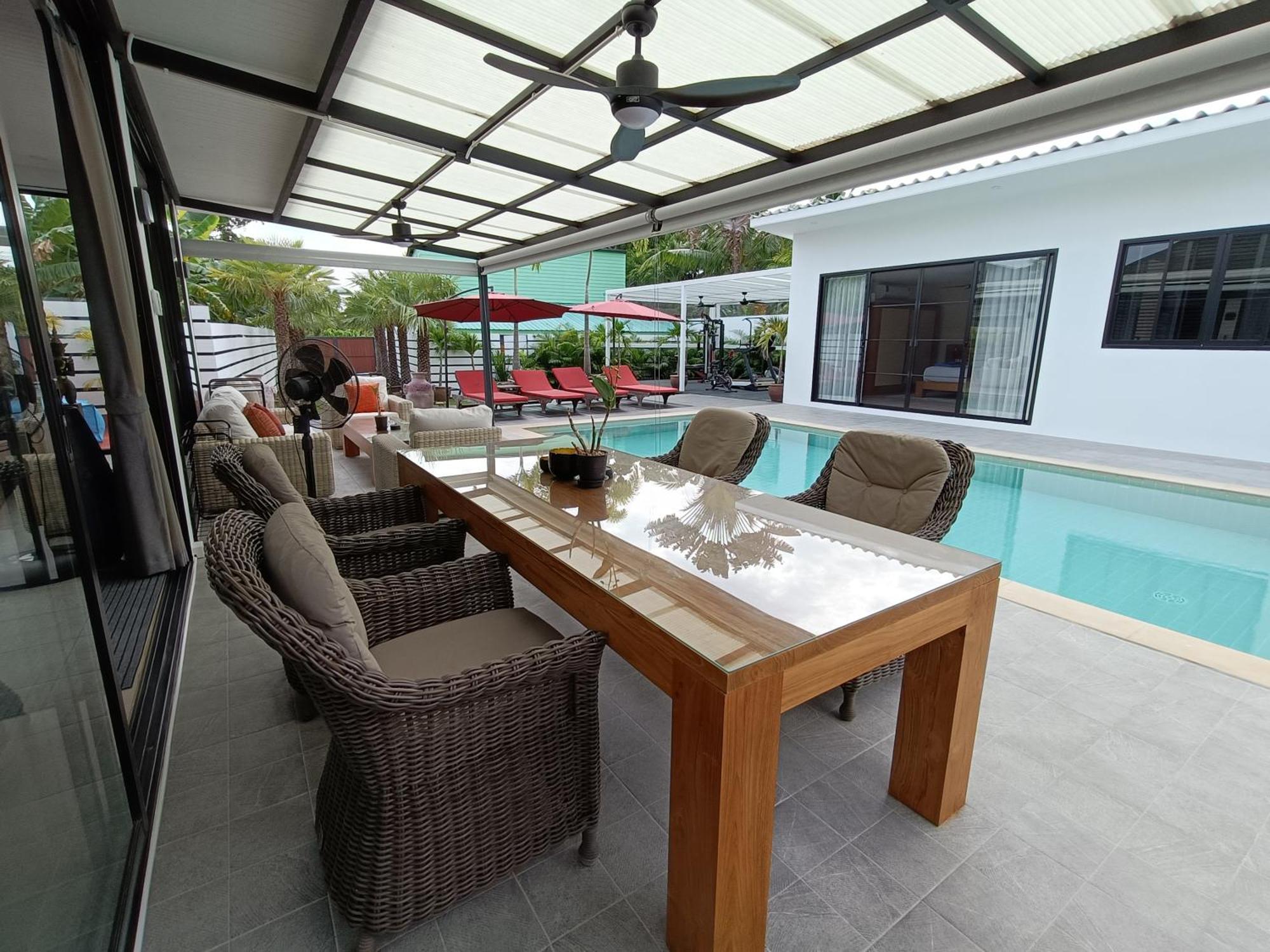 Beautiful Private 3 Bedroom Villa With Pool And Gym Rawai Bagian luar foto